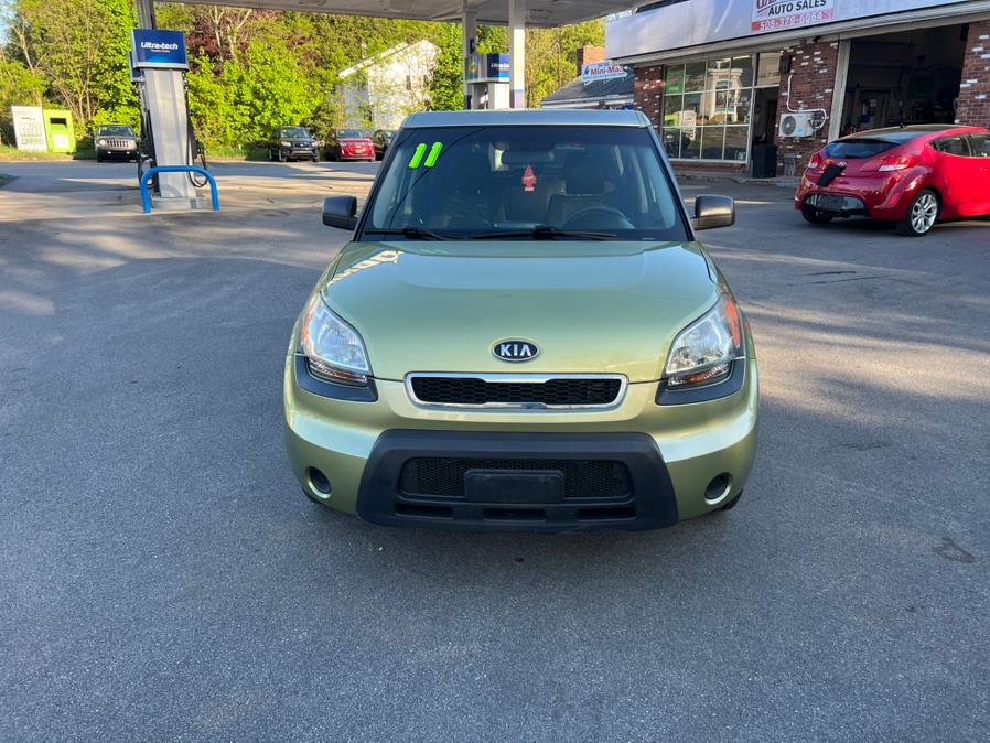 2011 Kia Soul 5dr Wgn Auto +, available for sale in Swansea, Massachusetts | Gas On The Run. Swansea, Massachusetts 2011 Kia Soul 5dr Wgn Auto +, available for sale in Swansea, Massachusetts | Gas On The Run. Swansea, Massachusetts