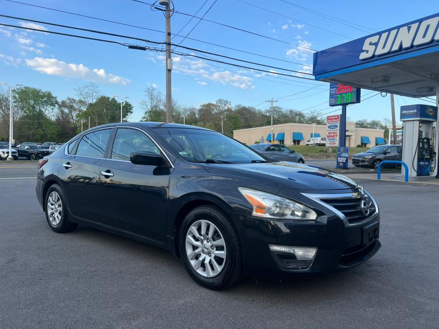 2014 Nissan Altima 4dr Sdn I4 2.5 S, available for sale in Swansea, Massachusetts | Gas On The Run. Swansea, Massachusetts 2014 Nissan Altima 4dr Sdn I4 2.5 S, available for sale in Swansea, Massachusetts | Gas On The Run. Swansea, Massachusetts