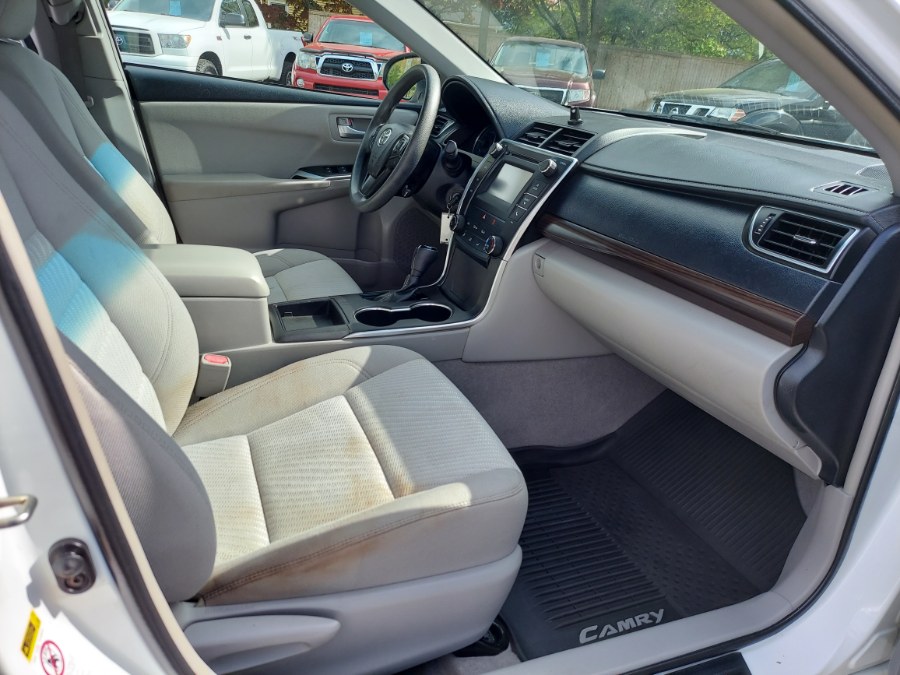 2016 Toyota Camry 4dr Sdn I4 Auto LE (Natl), available for sale in East Windsor, Connecticut | United Auto Sales of E Windsor, Inc. East Windsor, Connecticut 2016 Toyota Camry 4dr Sdn I4 Auto LE (Natl), available for sale in East Windsor, Connecticut | United Auto Sales of E Windsor, Inc. East Windsor, Connecticut