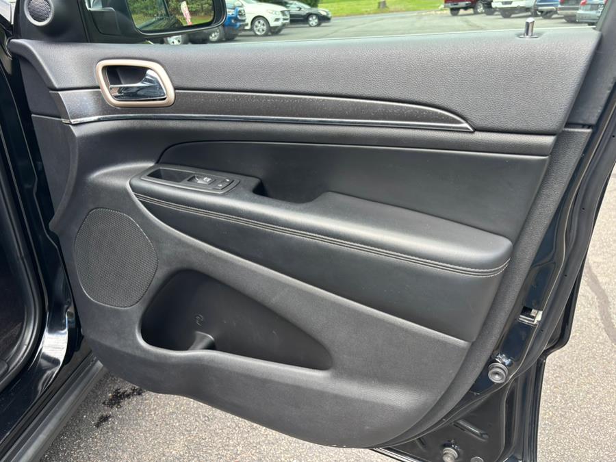 2017 Jeep Grand Cherokee Limited 4x4, available for sale in Somers, Connecticut | Four Town Motors LLC. Somers, Connecticut 2017 Jeep Grand Cherokee Limited 4x4, available for sale in Somers, Connecticut | Four Town Motors LLC. Somers, Connecticut