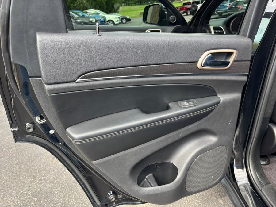 2017 Jeep Grand Cherokee Limited 4x4, available for sale in Somers, Connecticut | Four Town Motors LLC. Somers, Connecticut 2017 Jeep Grand Cherokee Limited 4x4, available for sale in Somers, Connecticut | Four Town Motors LLC. Somers, Connecticut