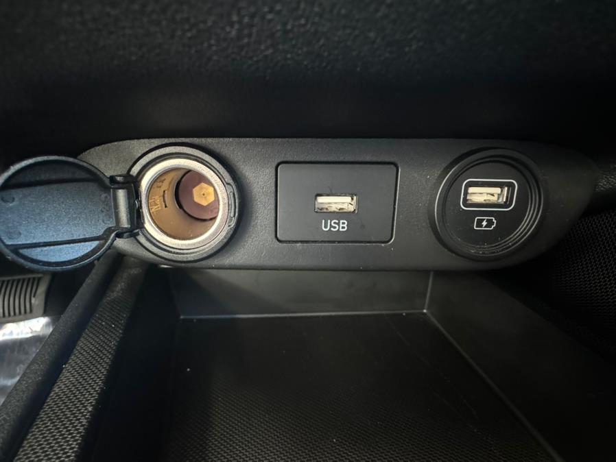 2023 Hyundai Elantra Limited IVT, available for sale in Newark, New Jersey | Champion Auto Sales. Newark, New Jersey 2023 Hyundai Elantra Limited IVT, available for sale in Newark, New Jersey | Champion Auto Sales. Newark, New Jersey
