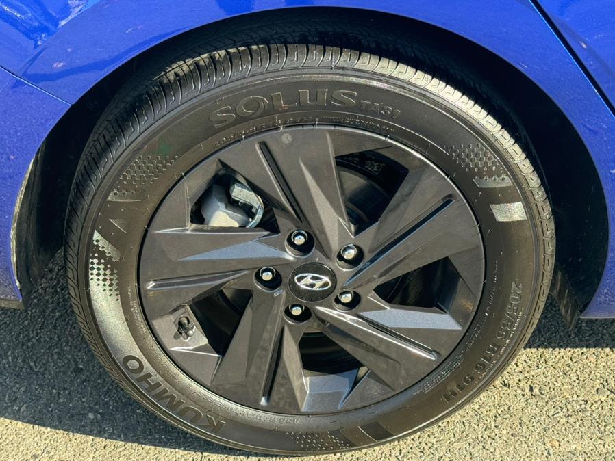 2023 Hyundai Elantra Limited IVT, available for sale in Newark, New Jersey | Champion Auto Sales. Newark, New Jersey 2023 Hyundai Elantra Limited IVT, available for sale in Newark, New Jersey | Champion Auto Sales. Newark, New Jersey