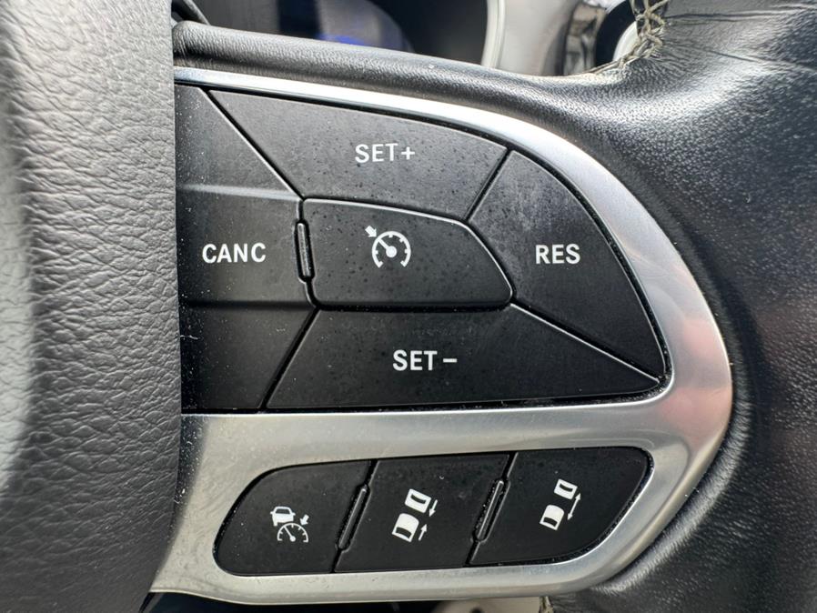 2021 Chrysler Pacifica Touring L FWD, available for sale in Newark, New Jersey | Champion Auto Sales. Newark, New Jersey 2021 Chrysler Pacifica Touring L FWD, available for sale in Newark, New Jersey | Champion Auto Sales. Newark, New Jersey