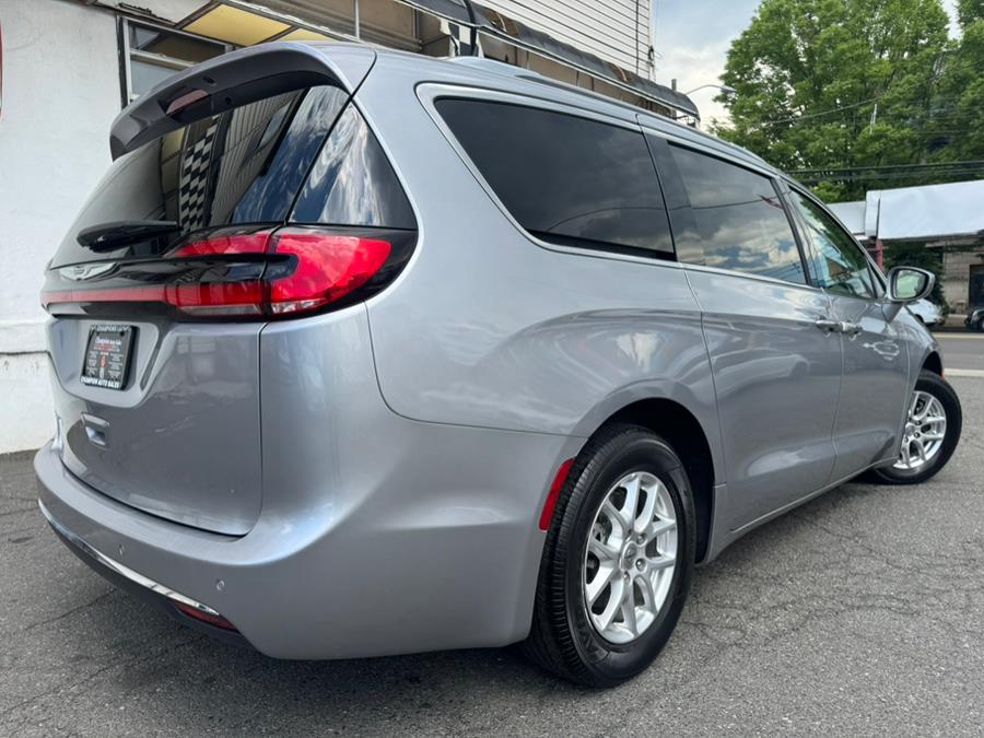 2021 Chrysler Pacifica Touring L FWD, available for sale in Newark, New Jersey | Champion Auto Sales. Newark, New Jersey 2021 Chrysler Pacifica Touring L FWD, available for sale in Newark, New Jersey | Champion Auto Sales. Newark, New Jersey
