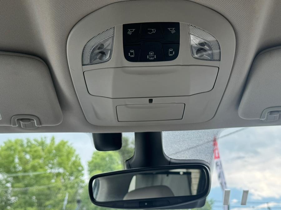 2021 Chrysler Pacifica Touring L FWD, available for sale in Newark, New Jersey | Champion Auto Sales. Newark, New Jersey 2021 Chrysler Pacifica Touring L FWD, available for sale in Newark, New Jersey | Champion Auto Sales. Newark, New Jersey