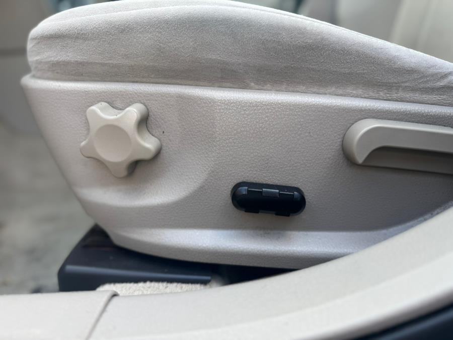 2008 Mercury Milan 4dr Sdn I4 FWD, available for sale in BURLINGTON, New Jersey | Tri States Auto Group. BURLINGTON, New Jersey 2008 Mercury Milan 4dr Sdn I4 FWD, available for sale in BURLINGTON, New Jersey | Tri States Auto Group. BURLINGTON, New Jersey