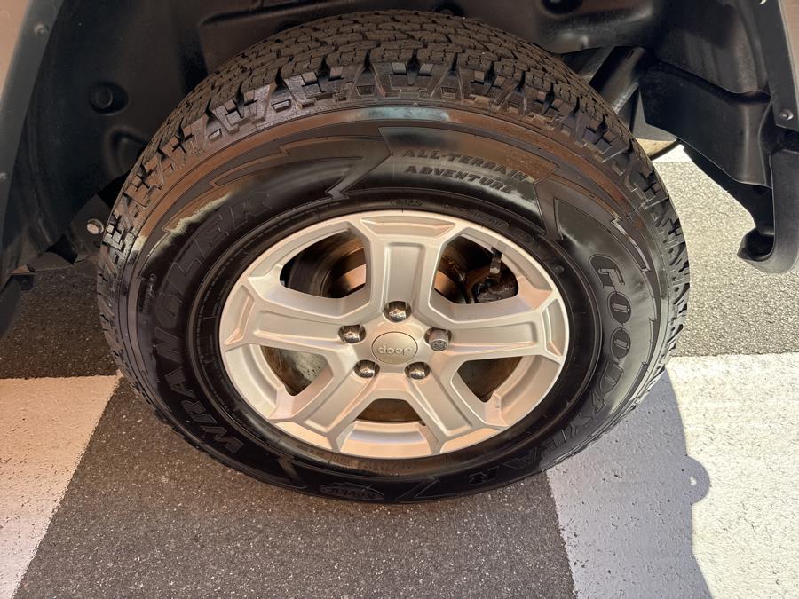 2018 Jeep Wrangler Unlimited Sport S 4x4, available for sale in Waterbury, Connecticut | National Auto Brokers, Inc.. Waterbury, Connecticut 2018 Jeep Wrangler Unlimited Sport S 4x4, available for sale in Waterbury, Connecticut | National Auto Brokers, Inc.. Waterbury, Connecticut