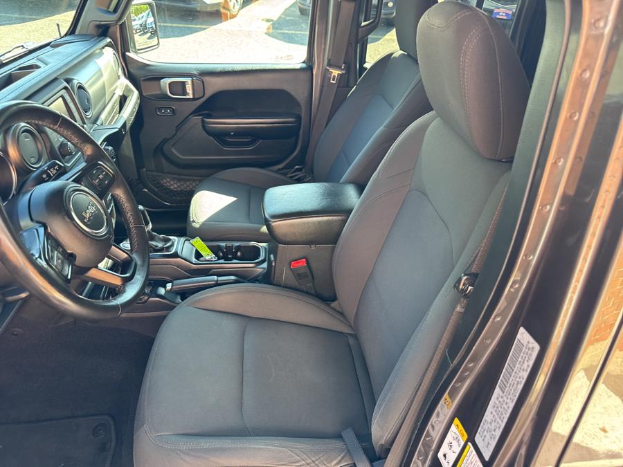 2018 Jeep Wrangler Unlimited Sport S 4x4, available for sale in Waterbury, Connecticut | National Auto Brokers, Inc.. Waterbury, Connecticut 2018 Jeep Wrangler Unlimited Sport S 4x4, available for sale in Waterbury, Connecticut | National Auto Brokers, Inc.. Waterbury, Connecticut