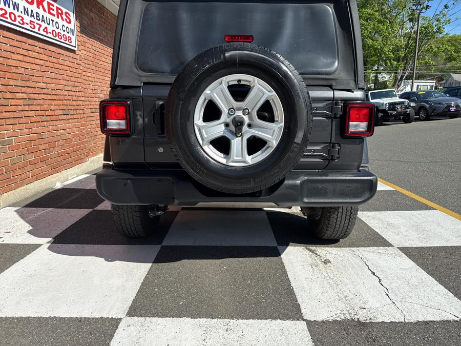 2018 Jeep Wrangler Unlimited Sport S 4x4, available for sale in Waterbury, Connecticut | National Auto Brokers, Inc.. Waterbury, Connecticut 2018 Jeep Wrangler Unlimited Sport S 4x4, available for sale in Waterbury, Connecticut | National Auto Brokers, Inc.. Waterbury, Connecticut