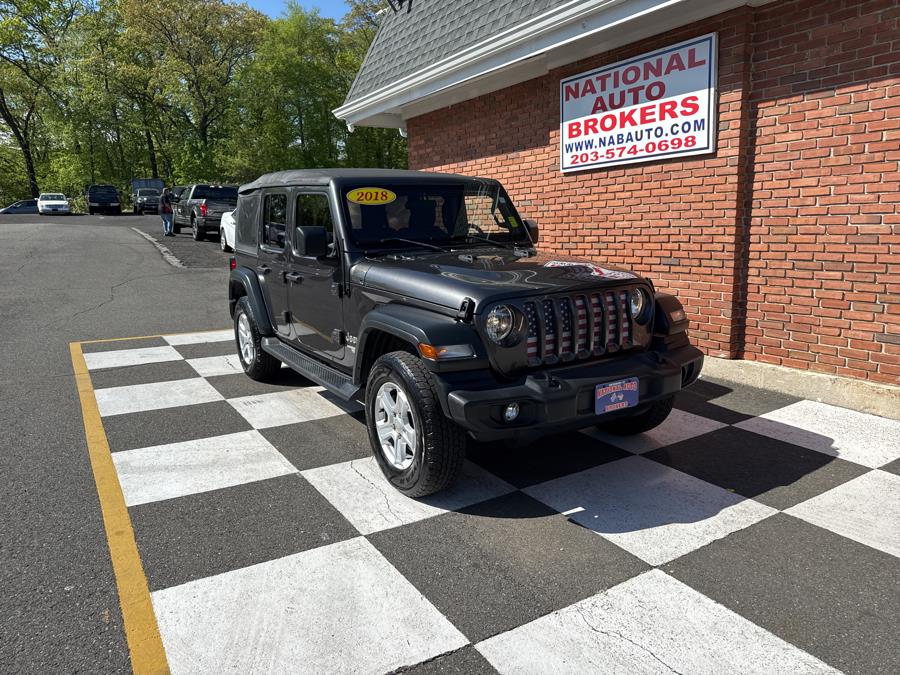 Used 2018 Jeep Wrangler Unlimited in Waterbury, Connecticut | National Auto Brokers, Inc.. Waterbury, Connecticut