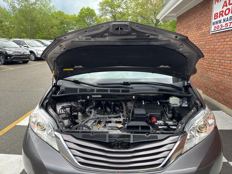 2015 Toyota Sienna 5dr 8-Pass Van LE FWD, available for sale in Waterbury, Connecticut | National Auto Brokers, Inc.. Waterbury, Connecticut 2015 Toyota Sienna 5dr 8-Pass Van LE FWD, available for sale in Waterbury, Connecticut | National Auto Brokers, Inc.. Waterbury, Connecticut