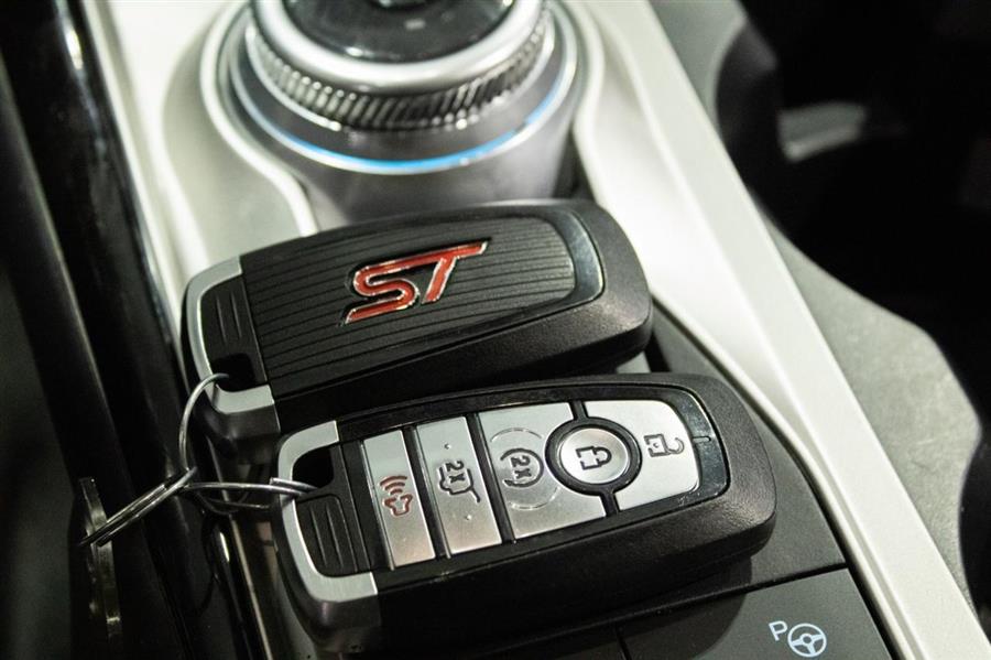 2022 Ford Explorer ST, available for sale in Woodside, New York | Drive Central. Woodside, New York 2022 Ford Explorer ST, available for sale in Woodside, New York | Drive Central. Woodside, New York