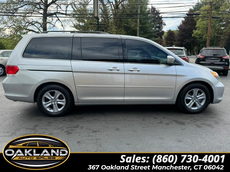 2010 Honda Odyssey 5dr Touring w/RES & Navi, available for sale in Manchester, Connecticut | Oakland Auto Sales. Manchester, Connecticut 2010 Honda Odyssey 5dr Touring w/RES & Navi, available for sale in Manchester, Connecticut | Oakland Auto Sales. Manchester, Connecticut
