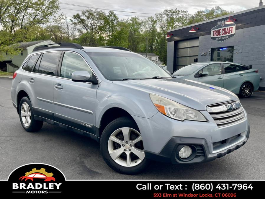 Used 2013 Subaru Outback in Windsor Locks, Connecticut | Bradley Motors Inc. Windsor Locks, Connecticut