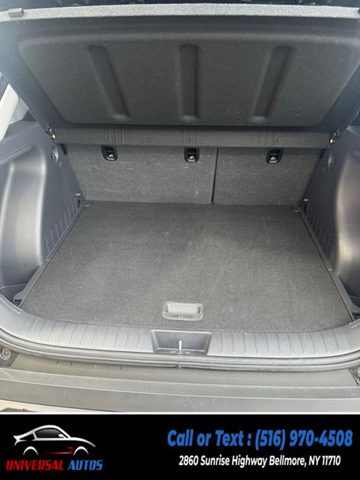 2025 Hyundai Kona SEL AWD, available for sale in Bellmore, New York | Universal Autos. Bellmore, New York 2025 Hyundai Kona SEL AWD, available for sale in Bellmore, New York | Universal Autos. Bellmore, New York