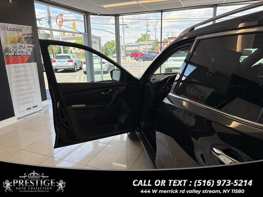 2018 Nissan Rogue FWD SV, available for sale in Valley Stream, New York | Prestige Auto Collection. Valley Stream, New York 2018 Nissan Rogue FWD SV, available for sale in Valley Stream, New York | Prestige Auto Collection. Valley Stream, New York