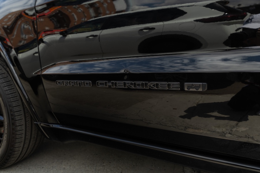 2021 Jeep Grand Cherokee Limited 4x4, available for sale in Flushing, New York | Silverline Auto Group. Flushing, New York 2021 Jeep Grand Cherokee Limited 4x4, available for sale in Flushing, New York | Silverline Auto Group. Flushing, New York