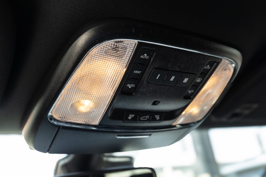 2021 Jeep Grand Cherokee Limited 4x4, available for sale in Flushing, New York | Silverline Auto Group. Flushing, New York 2021 Jeep Grand Cherokee Limited 4x4, available for sale in Flushing, New York | Silverline Auto Group. Flushing, New York