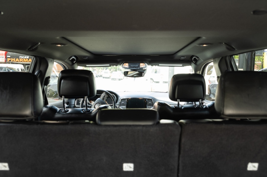 2021 Jeep Grand Cherokee Limited 4x4, available for sale in Flushing, New York | Silverline Auto Group. Flushing, New York 2021 Jeep Grand Cherokee Limited 4x4, available for sale in Flushing, New York | Silverline Auto Group. Flushing, New York