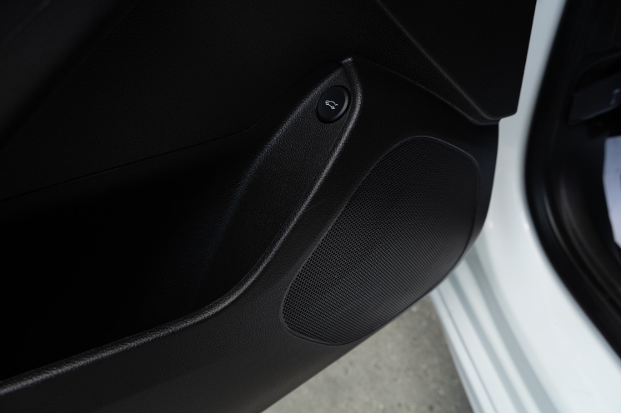 2018 Chevrolet Cruze 4dr Sdn 1.4L LT w/1SD, available for sale in Flushing, New York | Silverline Auto Group. Flushing, New York 2018 Chevrolet Cruze 4dr Sdn 1.4L LT w/1SD, available for sale in Flushing, New York | Silverline Auto Group. Flushing, New York