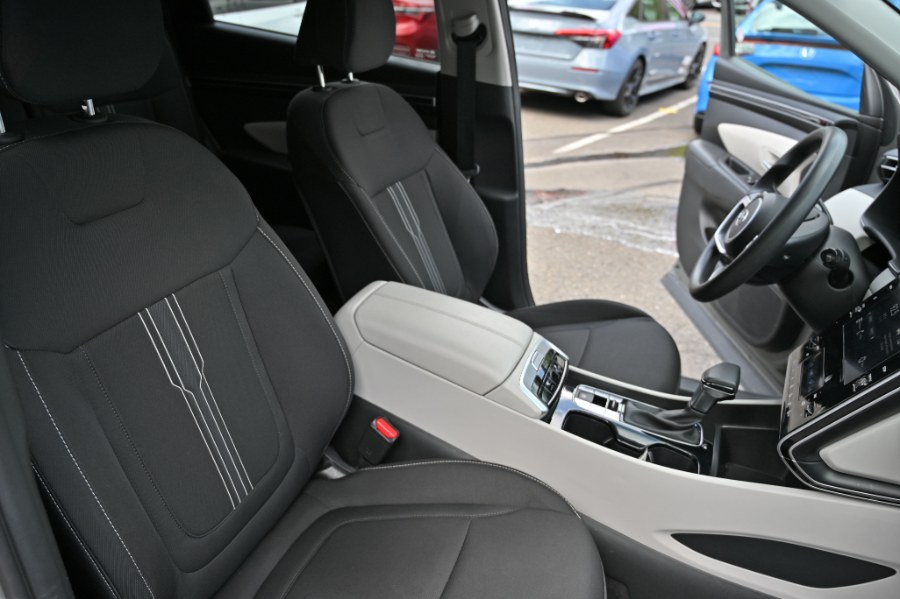 2024 Hyundai Tucson SEL AWD *Ltd Avail*, available for sale in Waterbury, Connecticut | Highline Car Connection. Waterbury, Connecticut 2024 Hyundai Tucson SEL AWD *Ltd Avail*, available for sale in Waterbury, Connecticut | Highline Car Connection. Waterbury, Connecticut