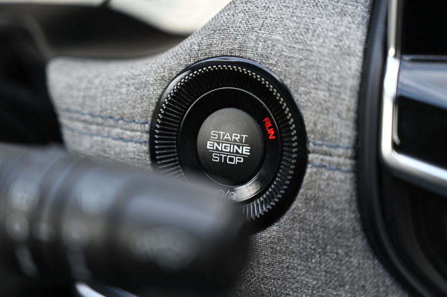 2022 Jeep Compass Latitude, available for sale in Waterbury, Connecticut | Highline Car Connection. Waterbury, Connecticut 2022 Jeep Compass Latitude, available for sale in Waterbury, Connecticut | Highline Car Connection. Waterbury, Connecticut