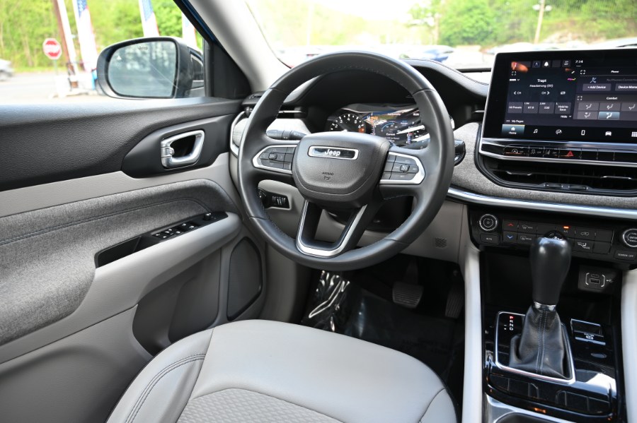 2022 Jeep Compass Latitude, available for sale in Waterbury, Connecticut | Highline Car Connection. Waterbury, Connecticut 2022 Jeep Compass Latitude, available for sale in Waterbury, Connecticut | Highline Car Connection. Waterbury, Connecticut