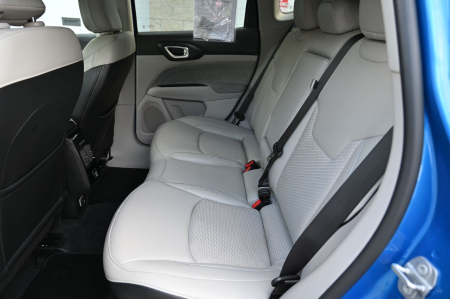 2022 Jeep Compass Latitude, available for sale in Waterbury, Connecticut | Highline Car Connection. Waterbury, Connecticut 2022 Jeep Compass Latitude, available for sale in Waterbury, Connecticut | Highline Car Connection. Waterbury, Connecticut