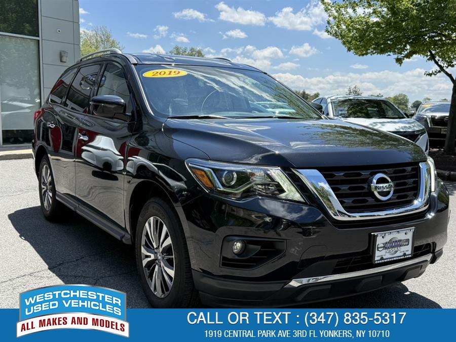 2019 Nissan Pathfinder SV, available for sale in Yonkers, New York | Apex Westchester Used Vehicles. Yonkers, New York 2019 Nissan Pathfinder SV, available for sale in Yonkers, New York | Apex Westchester Used Vehicles. Yonkers, New York