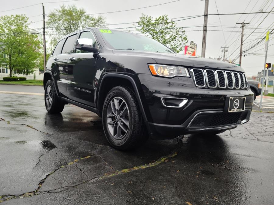 2017 Jeep Grand Cherokee Limited 4x4, available for sale in Milford, Connecticut | Chip's Auto Sales Inc. Milford, Connecticut 2017 Jeep Grand Cherokee Limited 4x4, available for sale in Milford, Connecticut | Chip's Auto Sales Inc. Milford, Connecticut