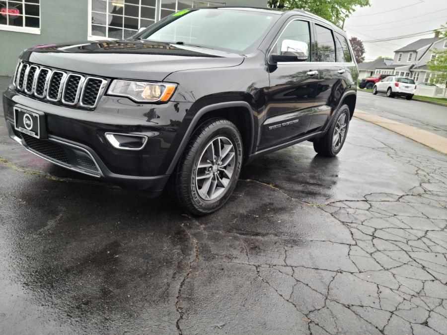Used 2017 Jeep Grand Cherokee in Milford, Connecticut | Chip's Auto Sales Inc. Milford, Connecticut