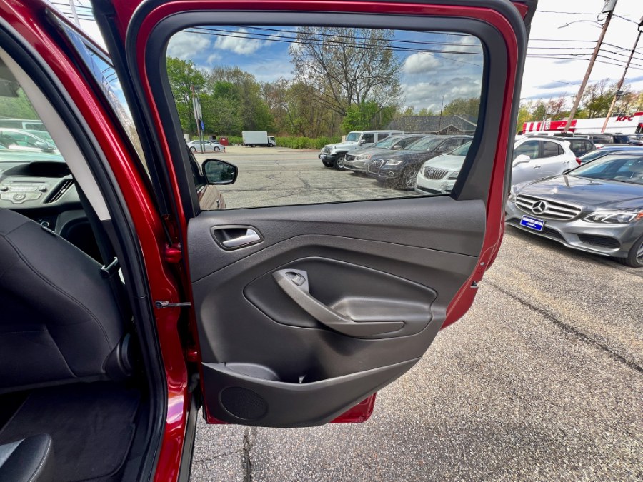 2018 Ford Escape SE 4WD, available for sale in Manchester, New Hampshire | Second Street Auto Sales Inc. Manchester, New Hampshire 2018 Ford Escape SE 4WD, available for sale in Manchester, New Hampshire | Second Street Auto Sales Inc. Manchester, New Hampshire