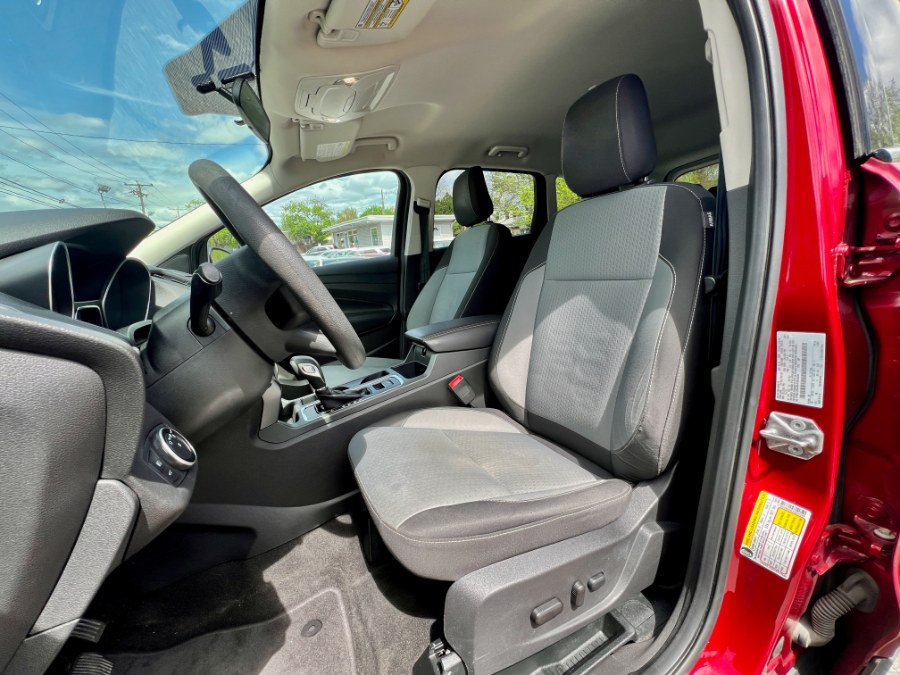 2018 Ford Escape SE 4WD, available for sale in Manchester, New Hampshire | Second Street Auto Sales Inc. Manchester, New Hampshire 2018 Ford Escape SE 4WD, available for sale in Manchester, New Hampshire | Second Street Auto Sales Inc. Manchester, New Hampshire