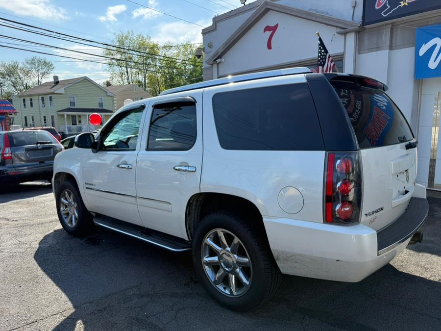 2014 GMC Yukon AWD 4dr Denali, available for sale in Bridgeport, Connecticut | CT Auto. Bridgeport, Connecticut 2014 GMC Yukon AWD 4dr Denali, available for sale in Bridgeport, Connecticut | CT Auto. Bridgeport, Connecticut