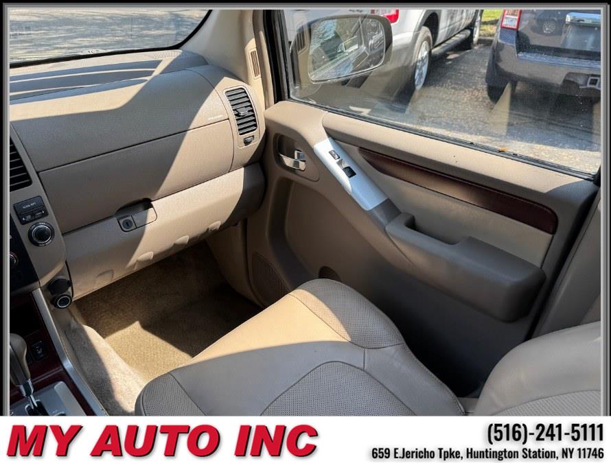 2011 Nissan Pathfinder 4WD 4dr V6 LE, available for sale in Huntington Station, New York | My Auto Inc.. Huntington Station, New York 2011 Nissan Pathfinder 4WD 4dr V6 LE, available for sale in Huntington Station, New York | My Auto Inc.. Huntington Station, New York