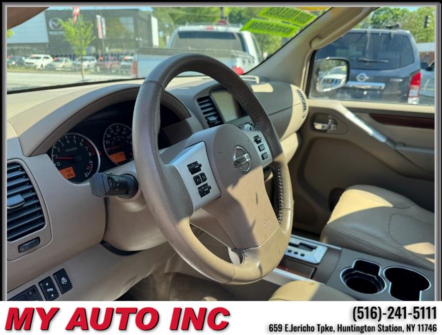 2011 Nissan Pathfinder 4WD 4dr V6 LE, available for sale in Huntington Station, New York | My Auto Inc.. Huntington Station, New York 2011 Nissan Pathfinder 4WD 4dr V6 LE, available for sale in Huntington Station, New York | My Auto Inc.. Huntington Station, New York