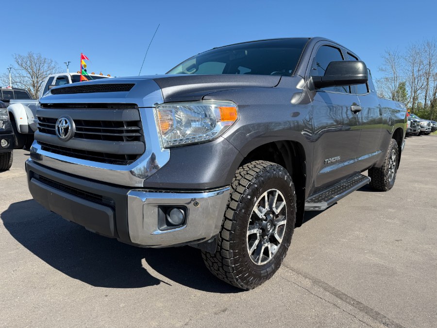 Used 2015 Toyota Tundra 4WD Truck in Ortonville, Michigan | Marsh Auto Sales LLC. Ortonville, Michigan
