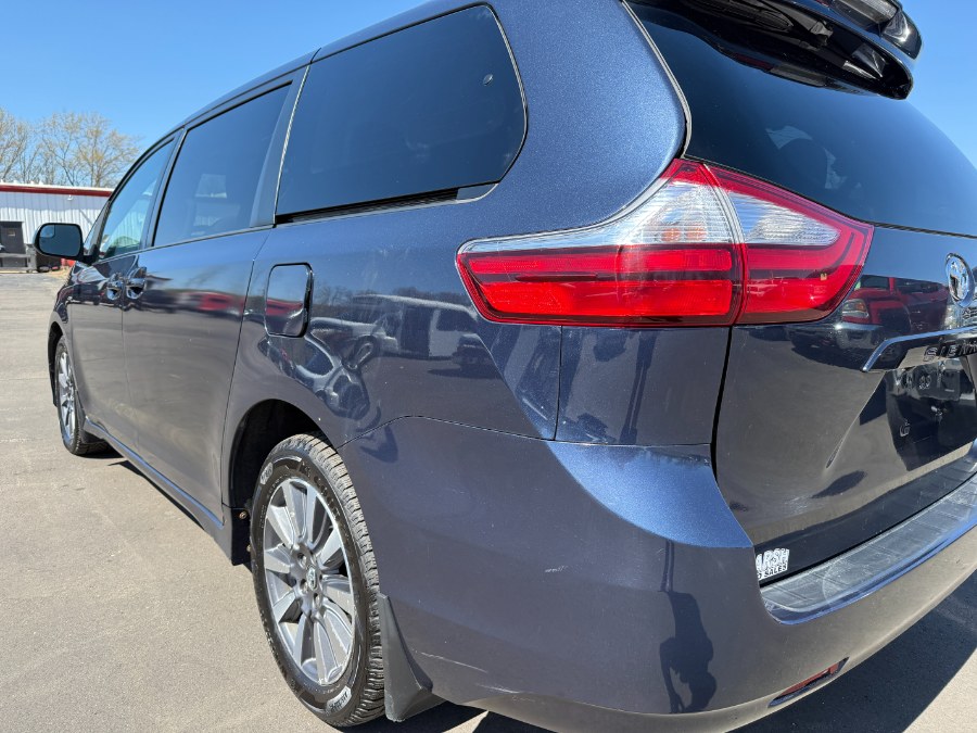 2018 Toyota Sienna LE AWD 7-Passenger (Natl), available for sale in Ortonville, Michigan | Marsh Auto Sales LLC. Ortonville, Michigan 2018 Toyota Sienna LE AWD 7-Passenger (Natl), available for sale in Ortonville, Michigan | Marsh Auto Sales LLC. Ortonville, Michigan