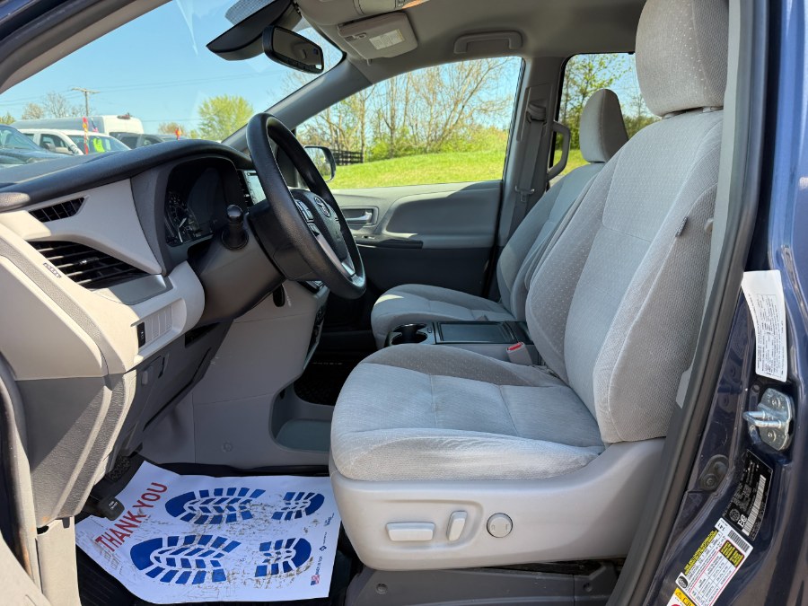 2018 Toyota Sienna LE AWD 7-Passenger (Natl), available for sale in Ortonville, Michigan | Marsh Auto Sales LLC. Ortonville, Michigan 2018 Toyota Sienna LE AWD 7-Passenger (Natl), available for sale in Ortonville, Michigan | Marsh Auto Sales LLC. Ortonville, Michigan