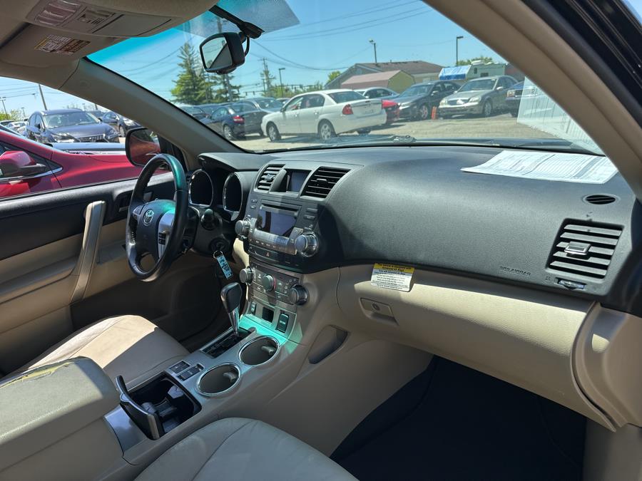 2012 Toyota Highlander 4WD 4dr V6 SE (Natl), available for sale in Beavercreek, Ohio | Wholesale Direct Motors. Beavercreek, Ohio 2012 Toyota Highlander 4WD 4dr V6 SE (Natl), available for sale in Beavercreek, Ohio | Wholesale Direct Motors. Beavercreek, Ohio