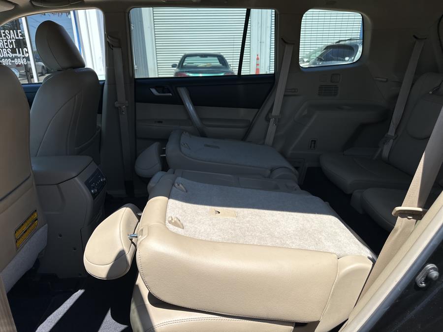 2012 Toyota Highlander 4WD 4dr V6 SE (Natl), available for sale in Beavercreek, Ohio | Wholesale Direct Motors. Beavercreek, Ohio 2012 Toyota Highlander 4WD 4dr V6 SE (Natl), available for sale in Beavercreek, Ohio | Wholesale Direct Motors. Beavercreek, Ohio