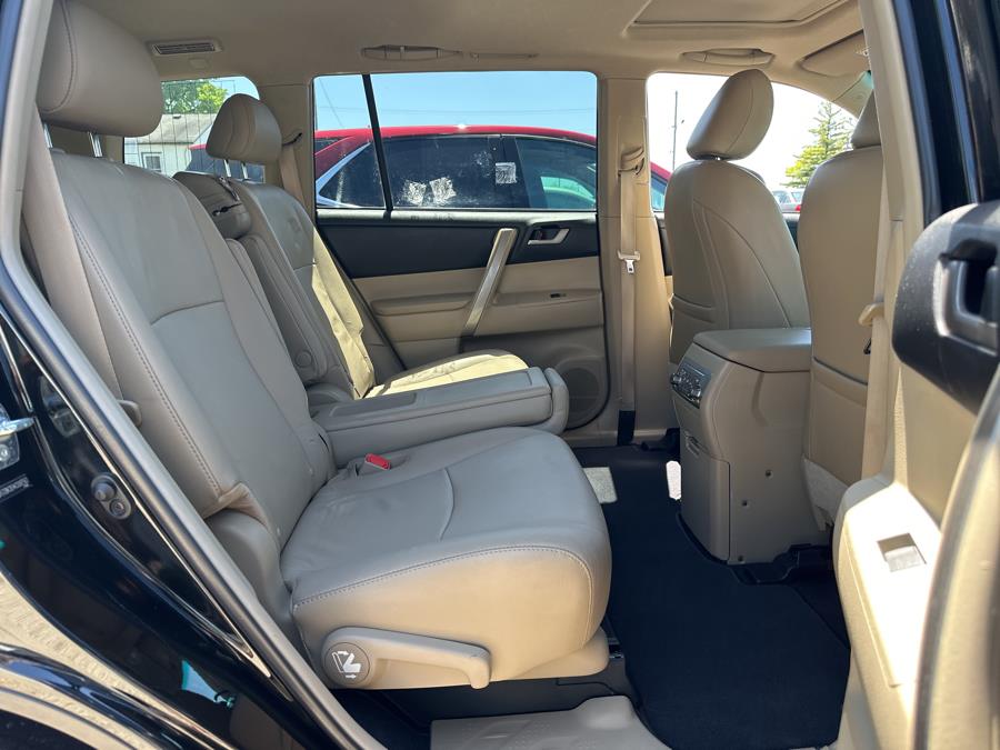 2012 Toyota Highlander 4WD 4dr V6 SE (Natl), available for sale in Beavercreek, Ohio | Wholesale Direct Motors. Beavercreek, Ohio 2012 Toyota Highlander 4WD 4dr V6 SE (Natl), available for sale in Beavercreek, Ohio | Wholesale Direct Motors. Beavercreek, Ohio