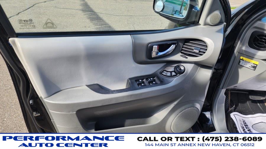 2006 Hyundai Santa Fe 4dr GLS 4WD 2.7L Auto, available for sale in New Haven, Connecticut | Performance Auto Sales LLC. New Haven, Connecticut 2006 Hyundai Santa Fe 4dr GLS 4WD 2.7L Auto, available for sale in New Haven, Connecticut | Performance Auto Sales LLC. New Haven, Connecticut