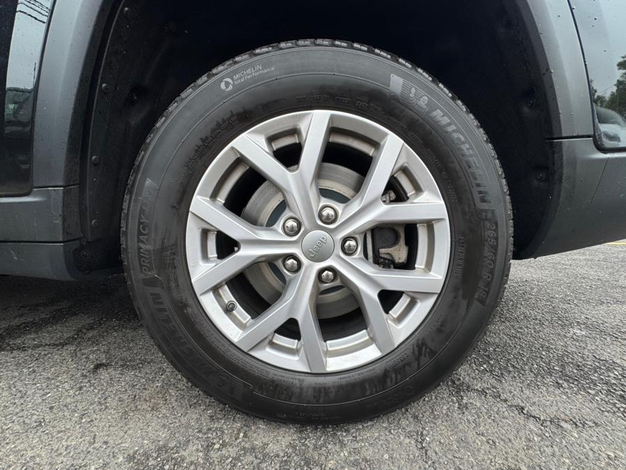 2021 Jeep Grand Cherokee L Limited 4x4, available for sale in Linden, New Jersey | Champion Used Auto Sales. Linden, New Jersey 2021 Jeep Grand Cherokee L Limited 4x4, available for sale in Linden, New Jersey | Champion Used Auto Sales. Linden, New Jersey