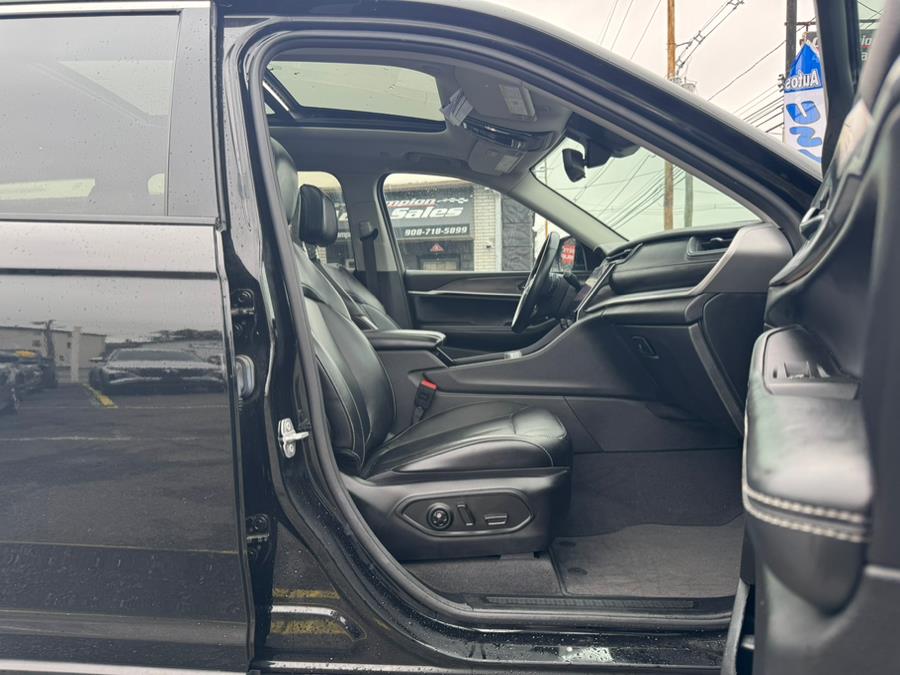 2021 Jeep Grand Cherokee L Limited 4x4, available for sale in Linden, New Jersey | Champion Used Auto Sales. Linden, New Jersey 2021 Jeep Grand Cherokee L Limited 4x4, available for sale in Linden, New Jersey | Champion Used Auto Sales. Linden, New Jersey