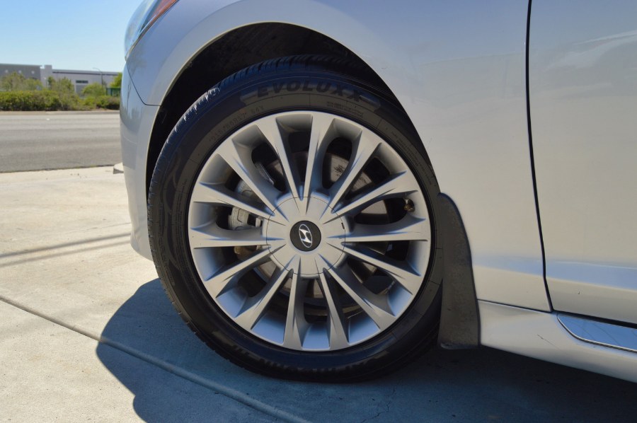 2015 Hyundai Sonata 4dr Sdn 2.4L Limited, available for sale in Moreno Valley, California | Fusion Motors Inc. Moreno Valley, California 2015 Hyundai Sonata 4dr Sdn 2.4L Limited, available for sale in Moreno Valley, California | Fusion Motors Inc. Moreno Valley, California