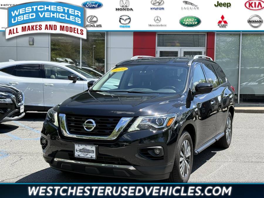 2019 Nissan Pathfinder SV