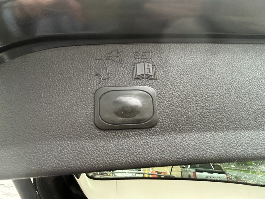 2013 Ford Escape 4WD 4dr SEL, available for sale in West Babylon, New York | New Gen Auto Group. West Babylon, New York 2013 Ford Escape 4WD 4dr SEL, available for sale in West Babylon, New York | New Gen Auto Group. West Babylon, New York