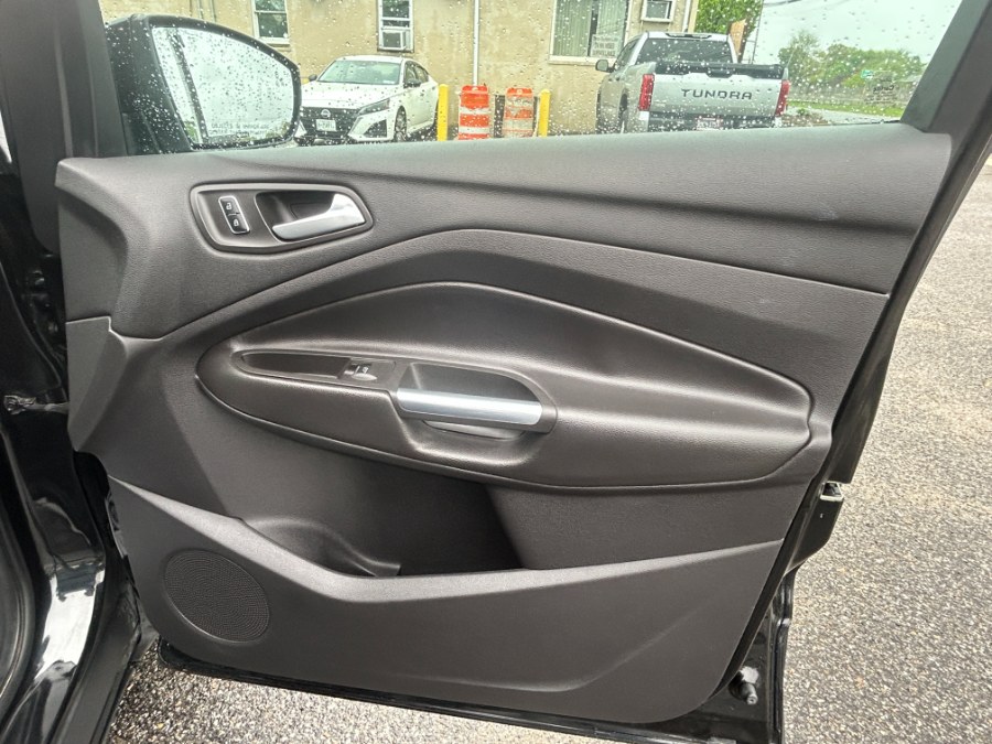 2013 Ford Escape 4WD 4dr SEL, available for sale in West Babylon, New York | New Gen Auto Group. West Babylon, New York 2013 Ford Escape 4WD 4dr SEL, available for sale in West Babylon, New York | New Gen Auto Group. West Babylon, New York